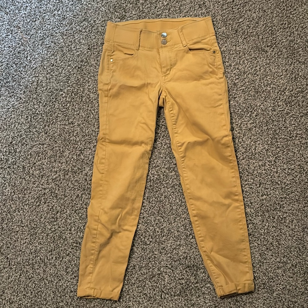 Mustard Apt 9 ankle jeans
